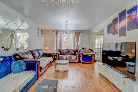 107 Lakeland Crescent Richmond Hill ON L4E 3A1