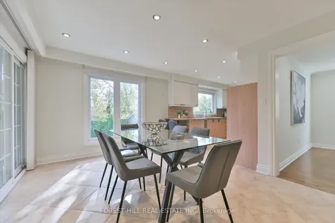 137 Marsi Road Richmond Hill ON L4C 5R3