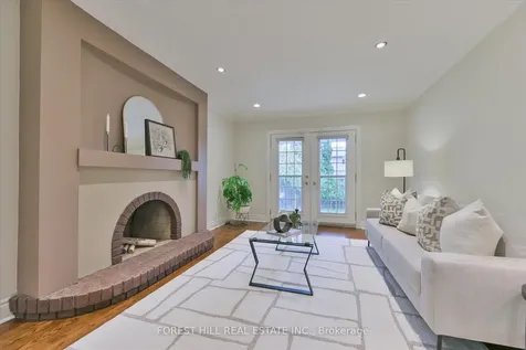 137 Marsi Road Richmond Hill ON L4C 5R3
