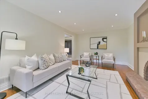 137 Marsi Road Richmond Hill ON L4C 5R3