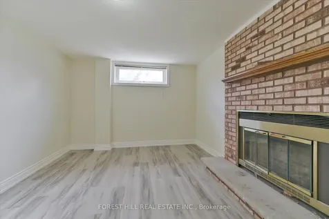137 Marsi Road Richmond Hill ON L4C 5R3