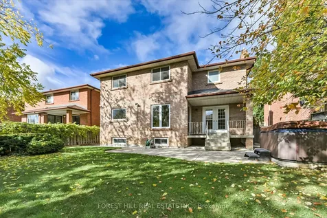 137 Marsi Road Richmond Hill ON L4C 5R3