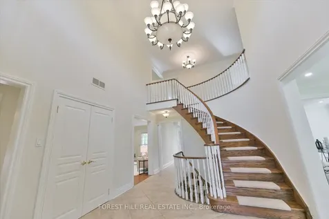 137 Marsi Road Richmond Hill ON L4C 5R3