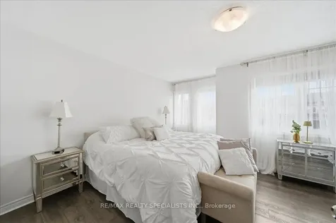 20 Luisa Street Bradford West Gwillimbury ON L3Z 0P2