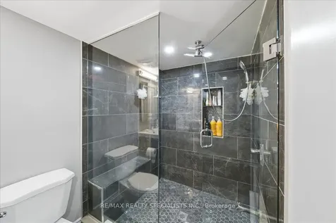 20 Luisa Street Bradford West Gwillimbury ON L3Z 0P2