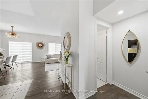 20 Luisa Street Bradford West Gwillimbury ON L3Z 0P2