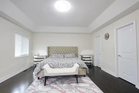 324 Chatfield Drive Vaughan ON L4H 3R7
