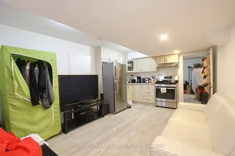 324 Chatfield Drive Vaughan ON L4H 3R7