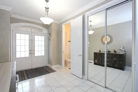 324 Chatfield Drive Vaughan ON L4H 3R7