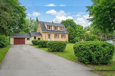 35 John Street Markham ON L3T 1Y1