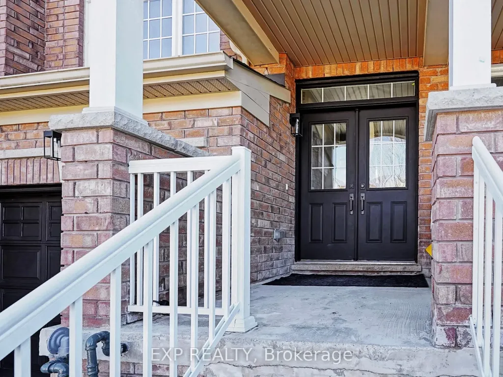 9 Matthewson Avenue Bradford West Gwillimbury ON L3Z 3A7