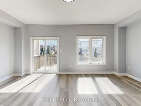 9 Matthewson Avenue Bradford West Gwillimbury ON L3Z 3A7