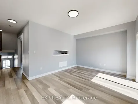 9 Matthewson Avenue Bradford West Gwillimbury ON L3Z 3A7