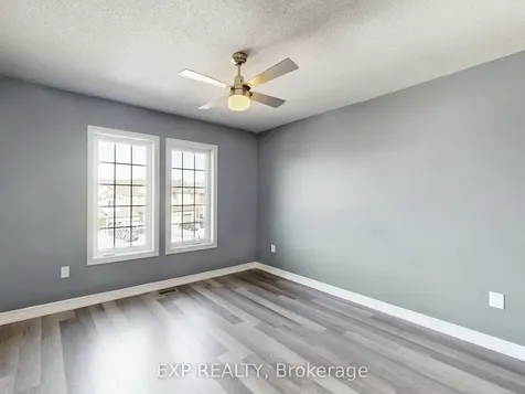 9 Matthewson Avenue Bradford West Gwillimbury ON L3Z 3A7