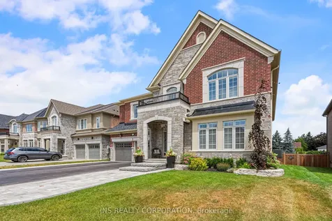 247 Reg Harrison Trail Newmarket ON L3X 0M4