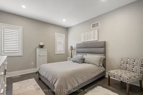 247 Reg Harrison Trail Newmarket ON L3X 0M4