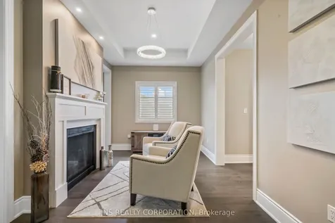 247 Reg Harrison Trail Newmarket ON L3X 0M4