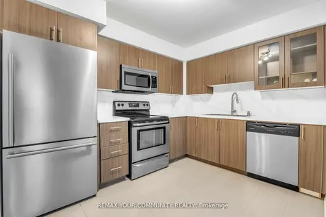 75 Norman Bethune Avenue Richmond Hill ON L4B 3L4