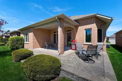 110 Couples Gallery N/a Whitchurch-stouffville ON L4A 1M8
