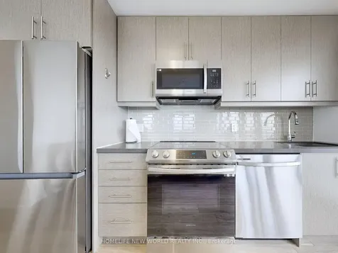 105 Oneida Crescent Richmond Hill ON L4B 0H6