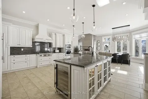 129 Country Club Drive King ON L7B 1M4