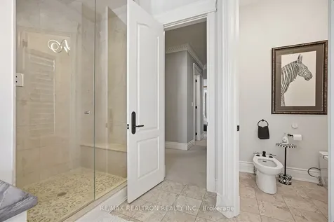 129 Country Club Drive King ON L7B 1M4