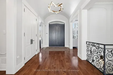 129 Country Club Drive King ON L7B 1M4