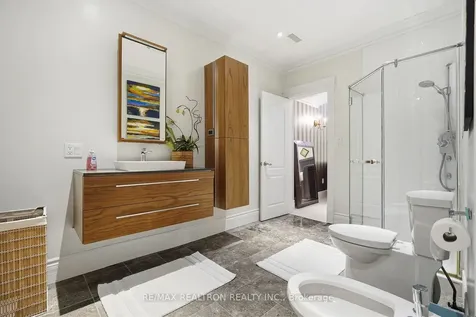 129 Country Club Drive King ON L7B 1M4