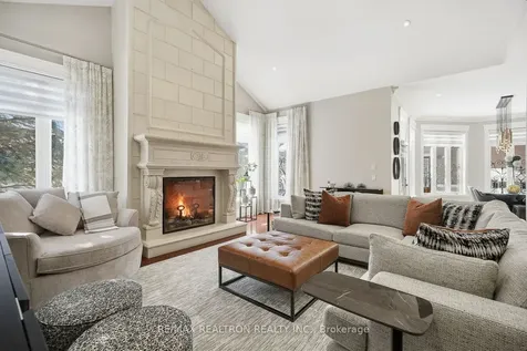 129 Country Club Drive King ON L7B 1M4