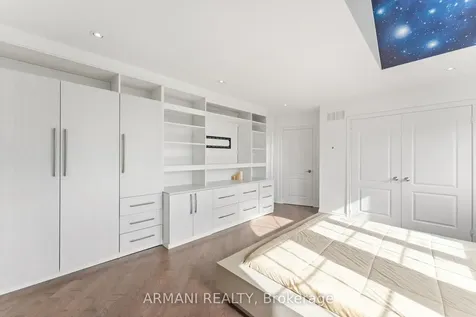 42 St Michele Place Vaughan ON L4H 2H8