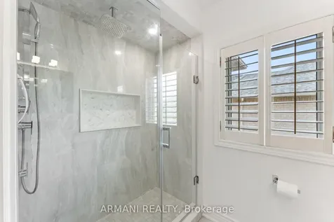 42 St Michele Place Vaughan ON L4H 2H8