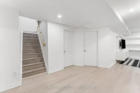 42 St Michele Place Vaughan ON L4H 2H8