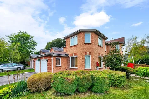 98 Charing Crescent Aurora ON L4G 6P5