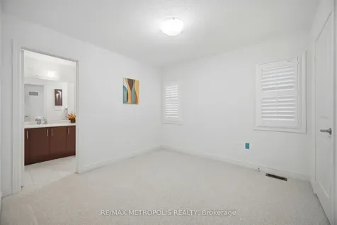 223 Inverness Way S Bradford West Gwillimbury ON L3Z 0W5