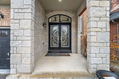 223 Inverness Way S Bradford West Gwillimbury ON L3Z 0W5