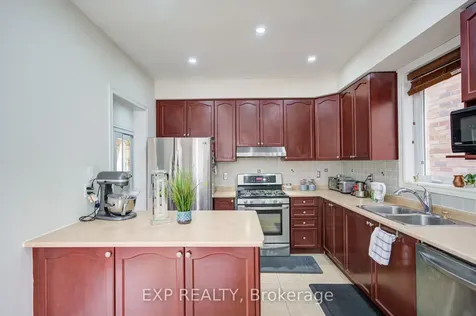 20 Everett Street Markham ON L6E 2A4