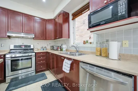20 Everett Street Markham ON L6E 2A4