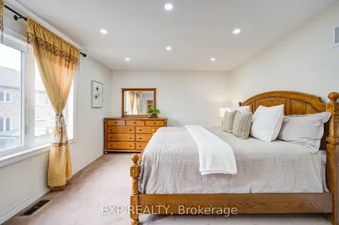 20 Everett Street Markham ON L6E 2A4