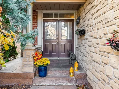 12 Barberry Crescent Richmond Hill ON L4E 4S5
