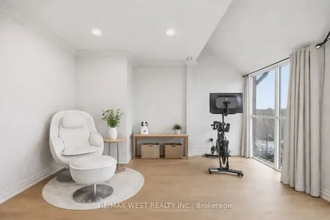 100 Arbors Lane Vaughan ON L4L 7G4