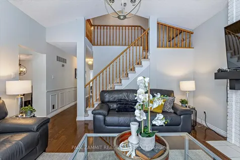 153 Willowbrook Road Markham ON L3T 5P4