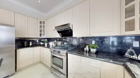 341 Tower Hill Road Richmond Hill ON L4E 0A6