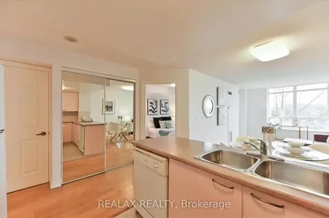 130 Pond Drive Markham ON L3T 7W5