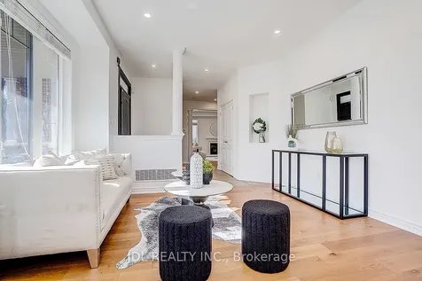 46 Braehead Drive Richmond Hill ON L4E 0B3