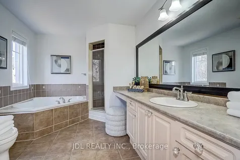 46 Braehead Drive Richmond Hill ON L4E 0B3