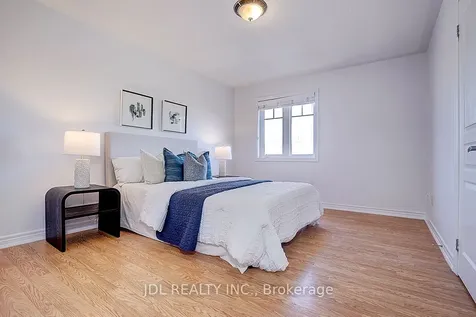 46 Braehead Drive Richmond Hill ON L4E 0B3