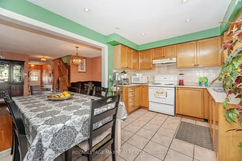 85 Ronan Crescent Vaughan ON L4H 2J6