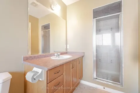 85 Ronan Crescent Vaughan ON L4H 2J6