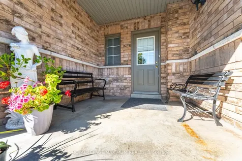 85 Ronan Crescent Vaughan ON L4H 2J6