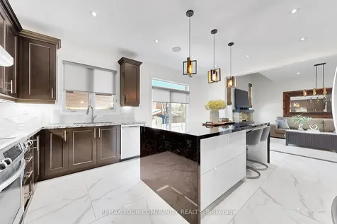 67 Trudeau Drive Vaughan ON L4H 0B7